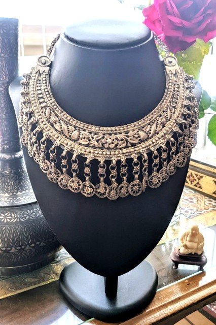 ANTIQUE INDIAN AMULETS, ETHNIC JEWELLERY and HIMALAYAN ...