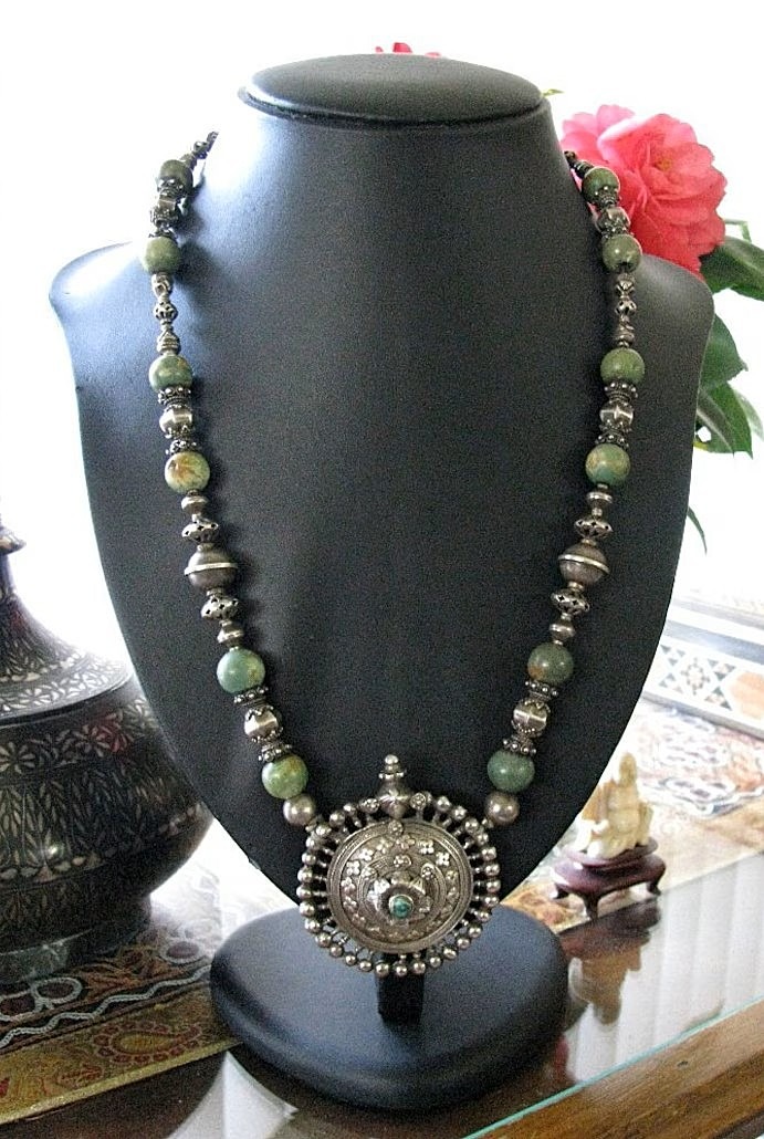Antique Indian Necklace, Madhya Pradesh Antique Indian Necklace, Madhya Pradesh