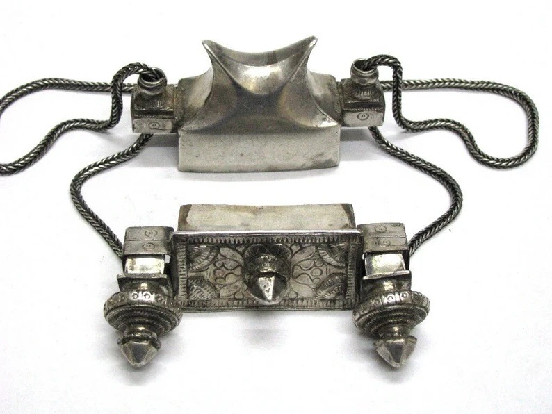 Antique Shiva Lingam Casket, Shiva Lingam Box Antique Shiva Lingam Casket, Shiva Lingam Box