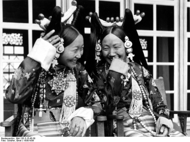 Tibetan Ladies with Gau Box Necklaces
