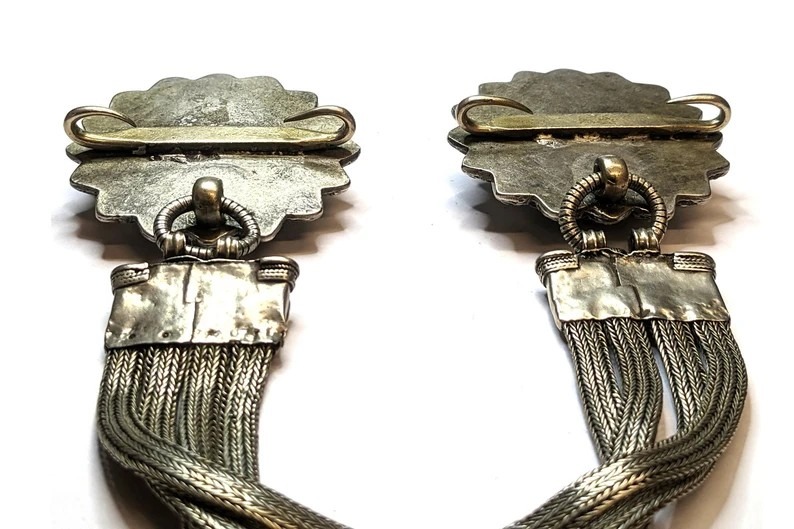 Bhutan Koma Brooch, Dragon Silver Cloak Fasteners