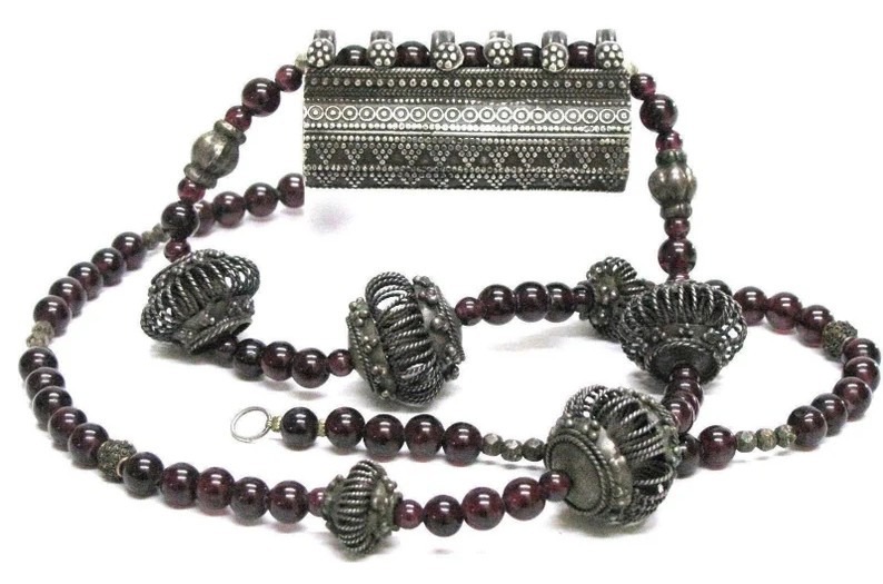 Indian Prayer Box, Sri Lanka Beads Necklace